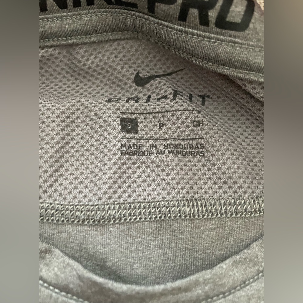 nike long sleeve